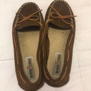 Minnetonka Moccasins Size 8
